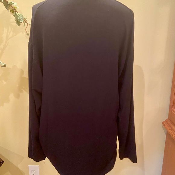 Bleusalt Oversized Top - Picture 2 of 10